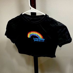 SHEIN Womens Love Who You Wang Cropped Graphic Tee Sz Small Black Fast Shipping